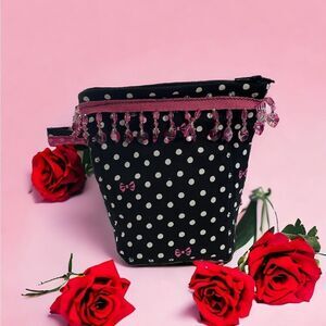 HANDCRAFTED MINI POLKA DOT CLUTCH